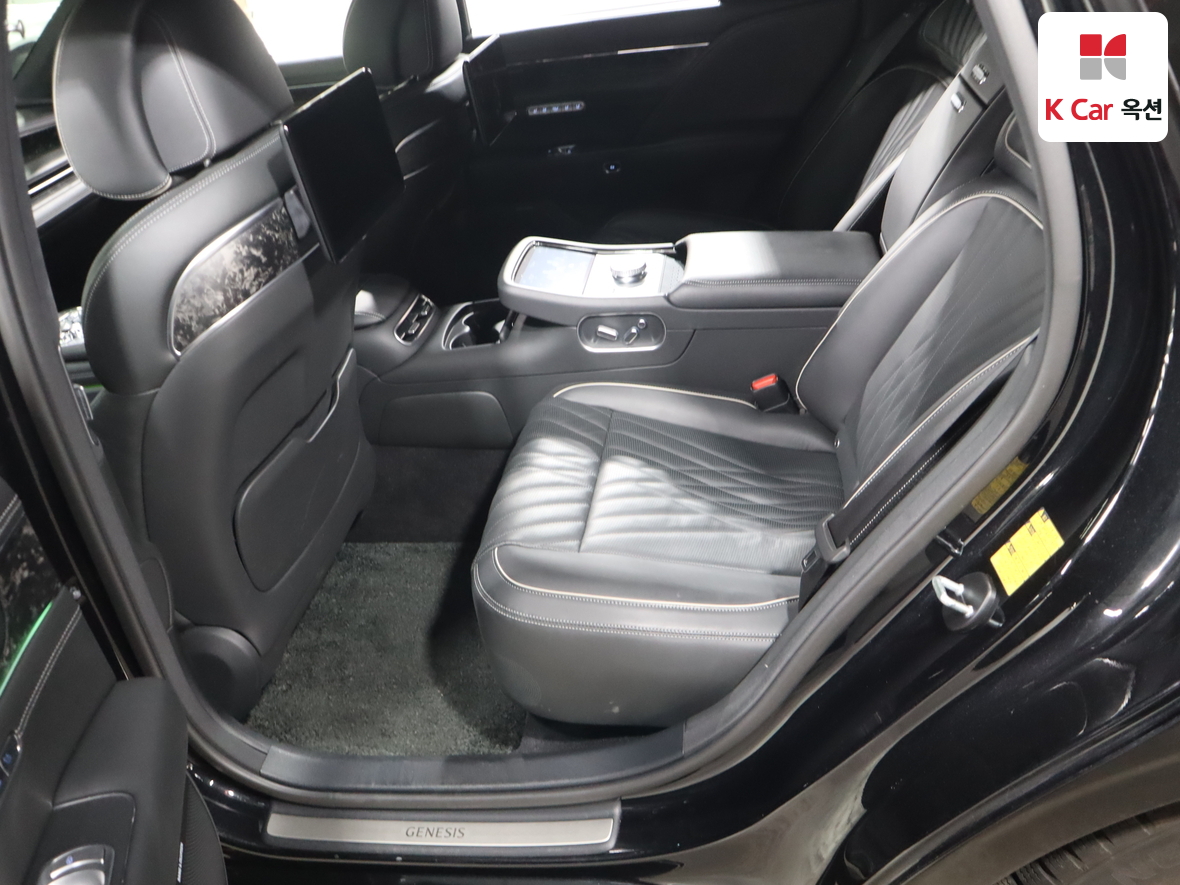 Genesis G90 2023 - Image 23