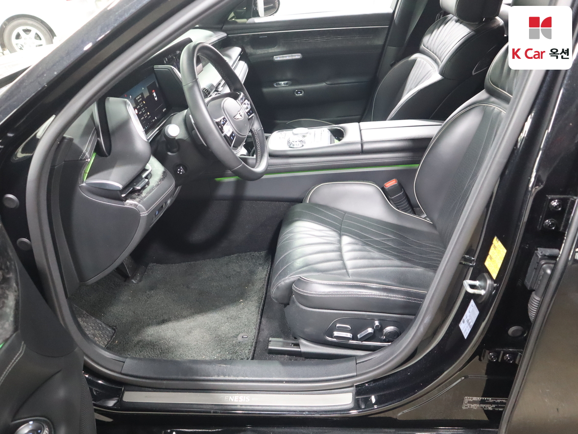 Genesis G90 2023 - Image 18