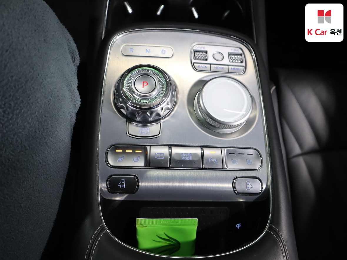 Genesis G90 2023 - Image 16