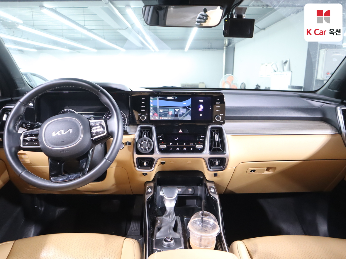 كيا سورينتو 2023 - صورة 3