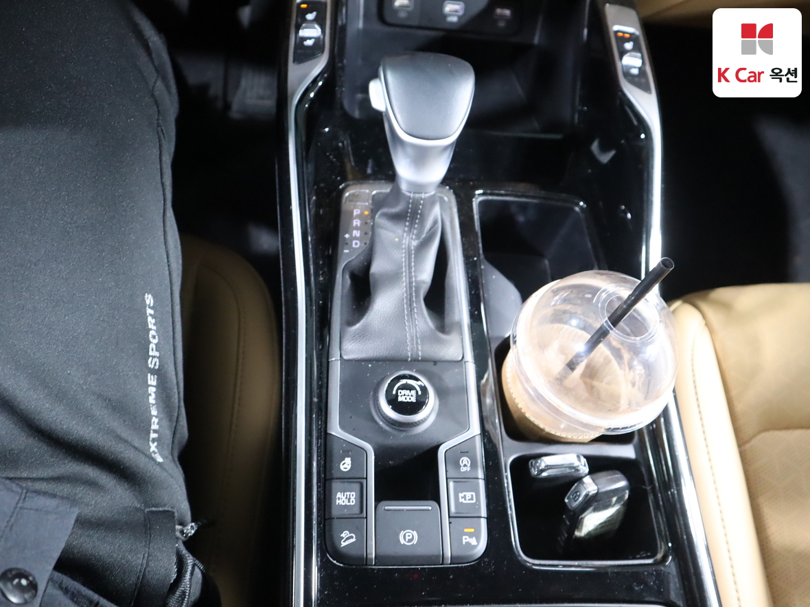 كيا سورينتو 2023 - صورة 16