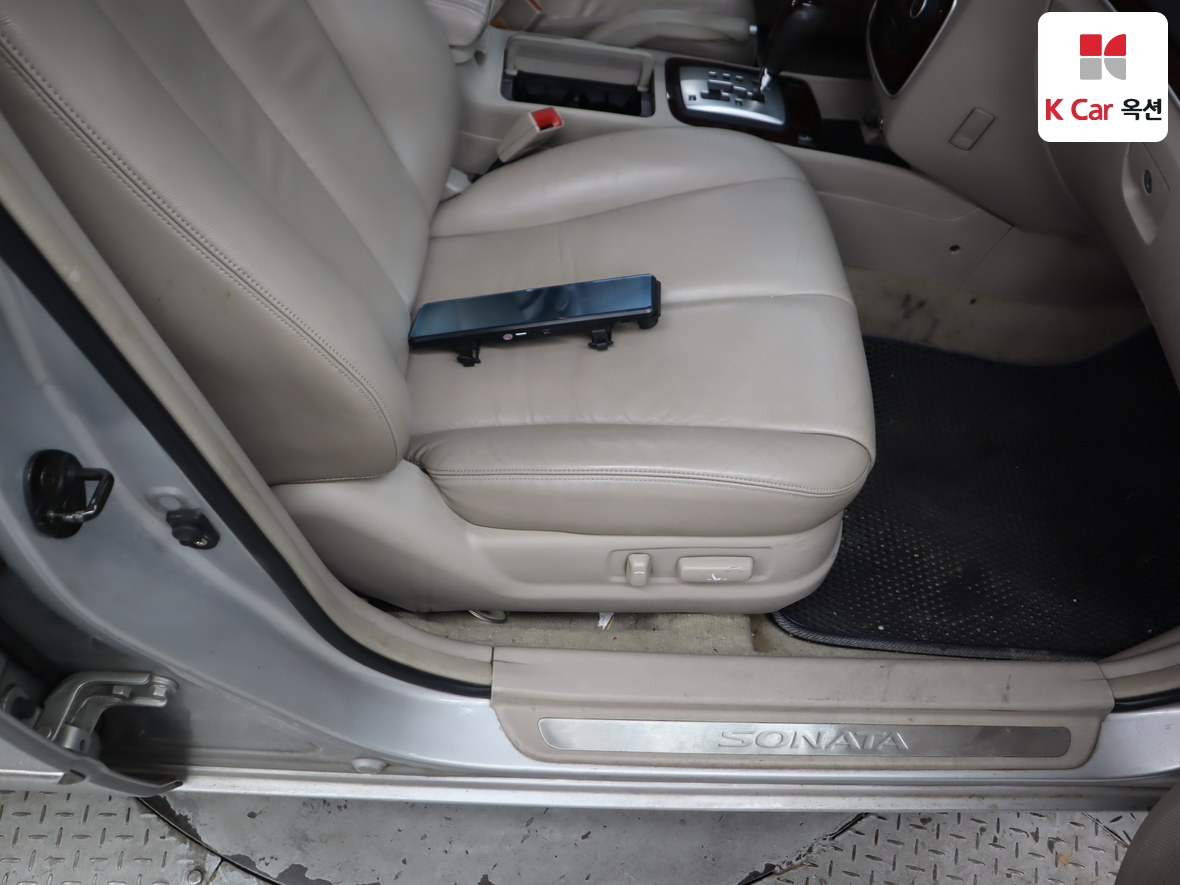 Hyundai Sonata 2006 - Image 29