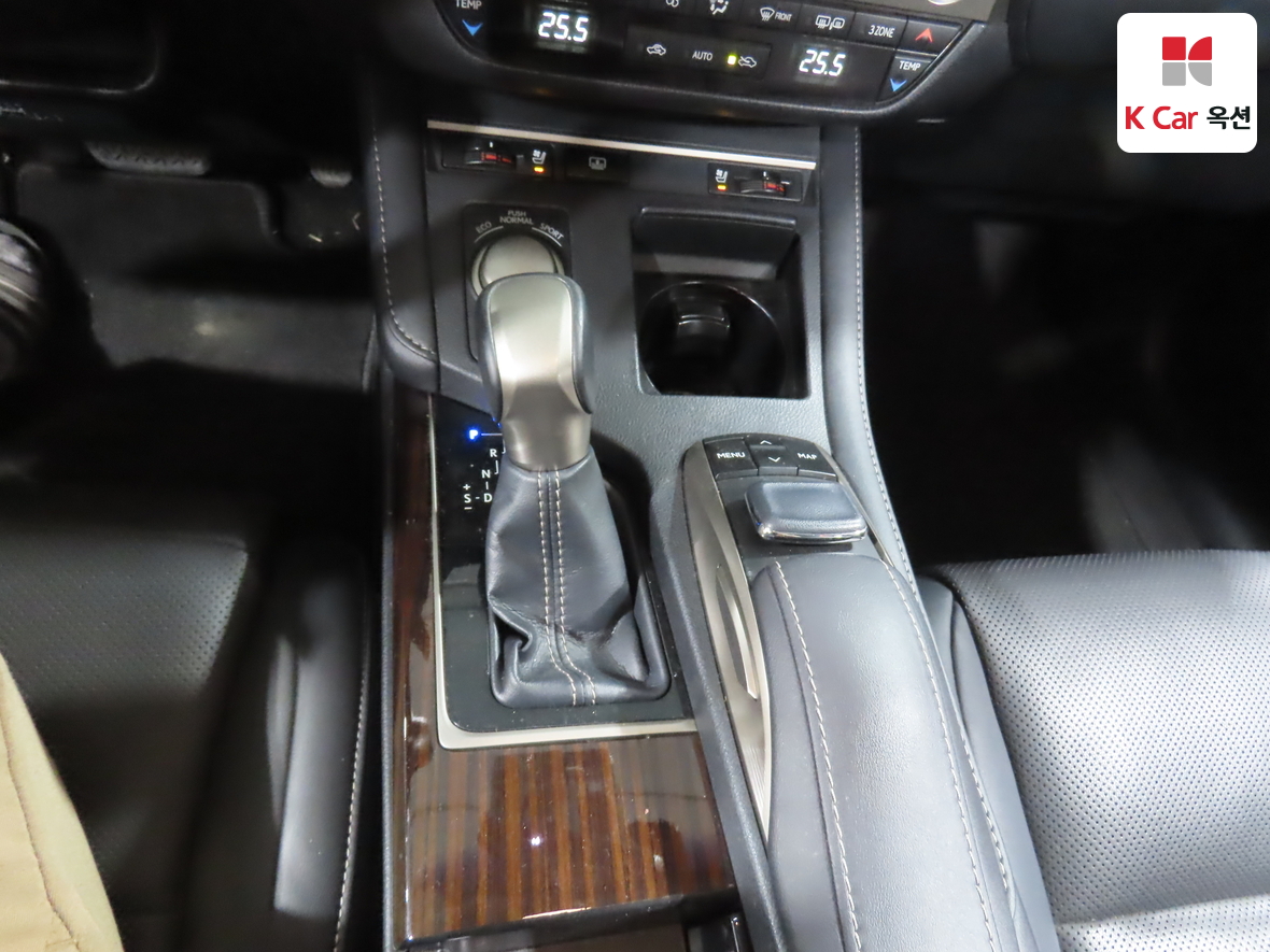 Lexus Other 2016 - Image 16