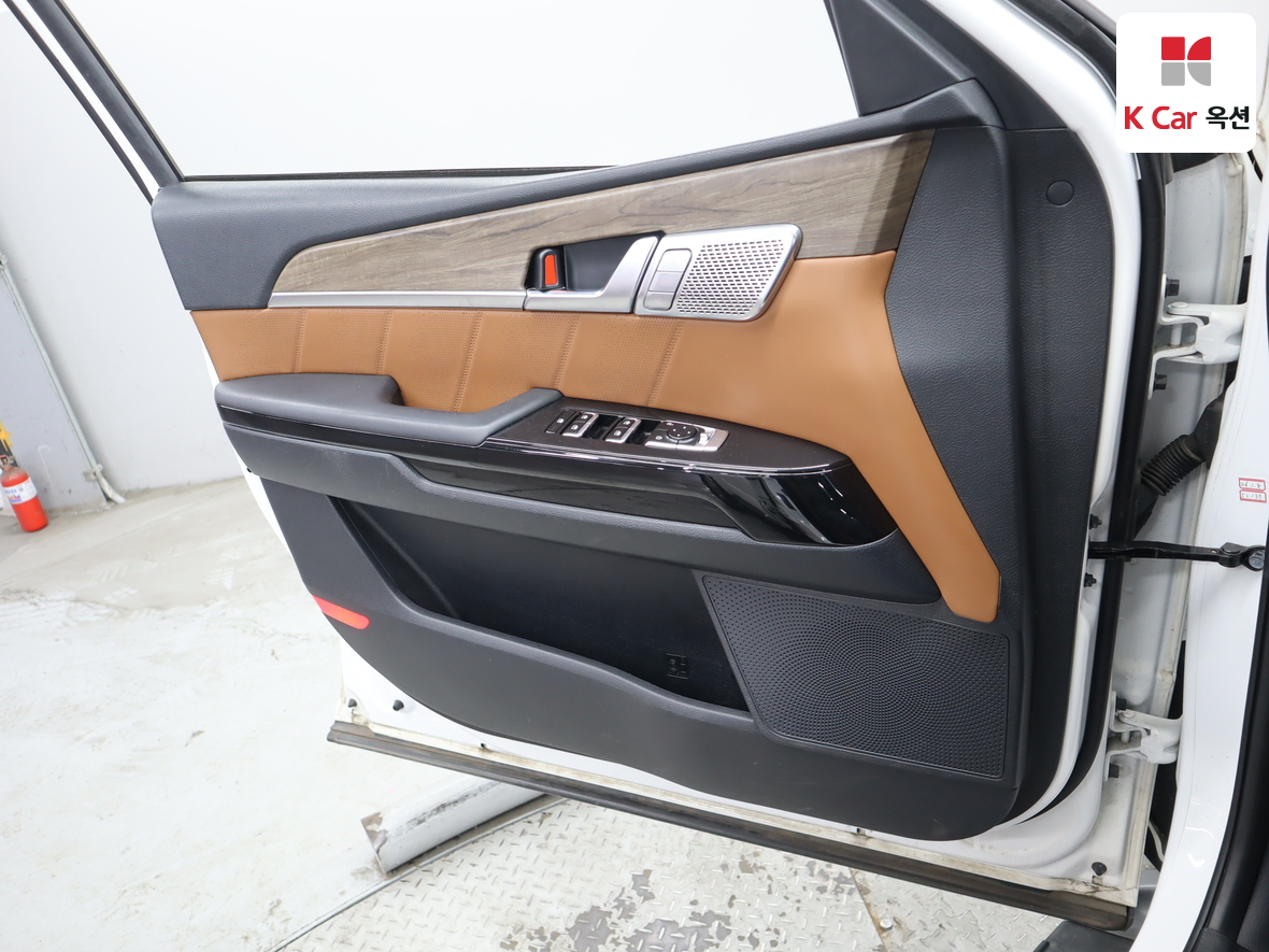 Kia Mohave 2022 - Image 8