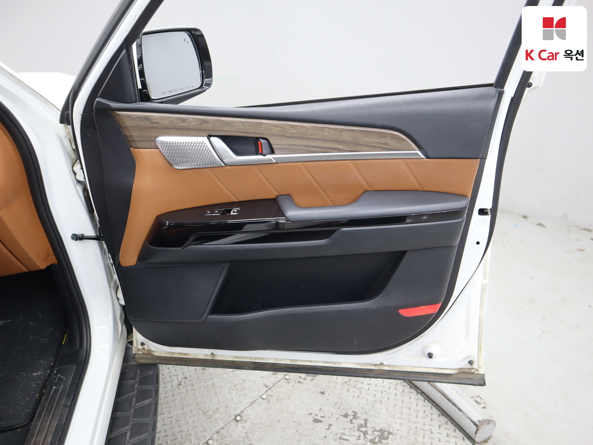 Kia Mohave 2022 - Image 32