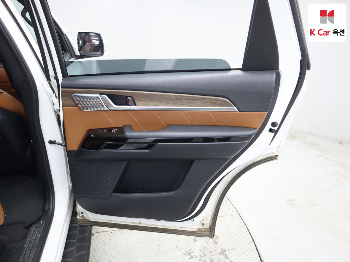 Kia Mohave 2022 - Image 30