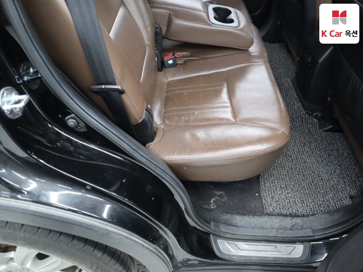 كيا سورينتو 2011 - صورة 30