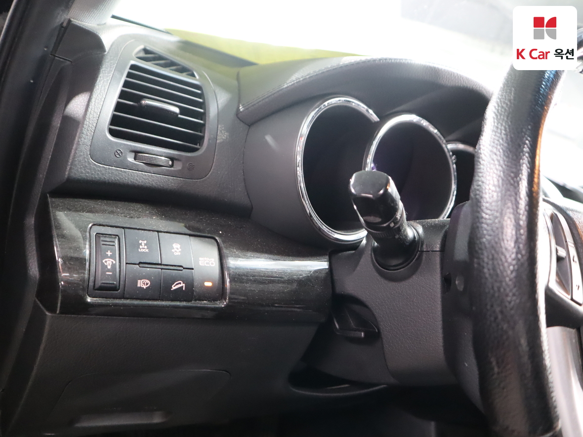 كيا سورينتو 2011 - صورة 9