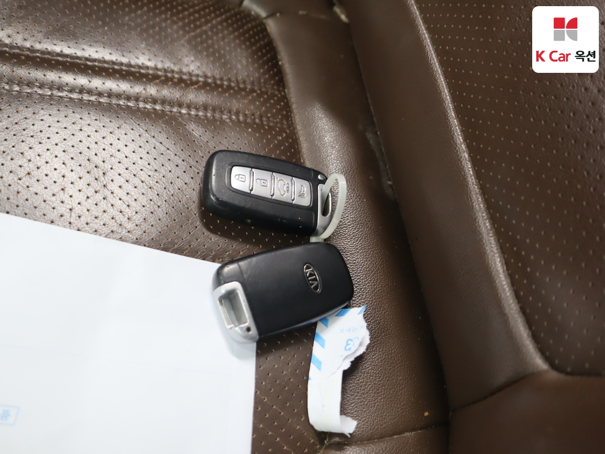 كيا سورينتو 2011 - صورة 18