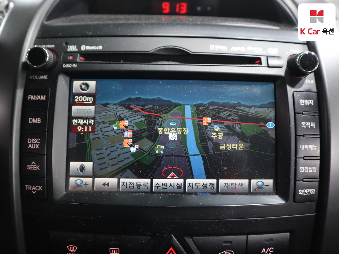 كيا سورينتو 2011 - صورة 15