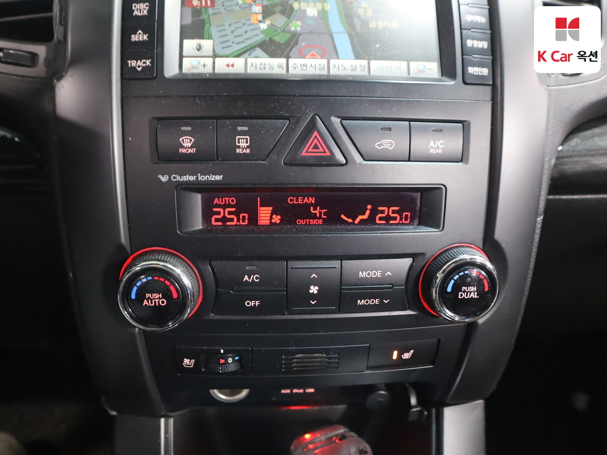 كيا سورينتو 2011 - صورة 16