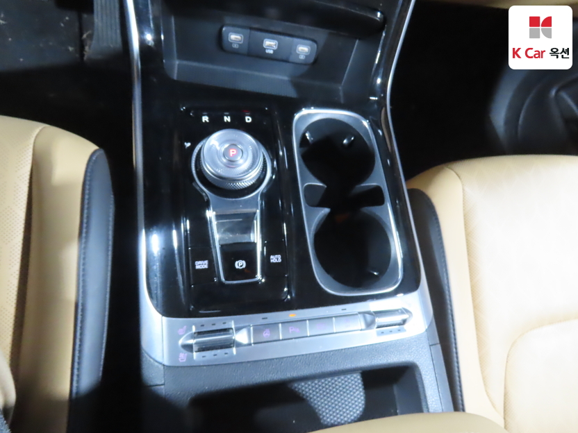 كيا - كارنفال - Image 16