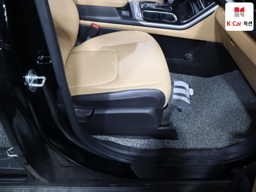 كيا - كارنفال - Image 29