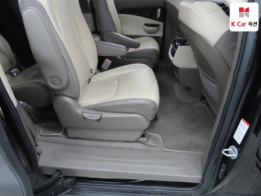 كيا - كارنفال - Image 27