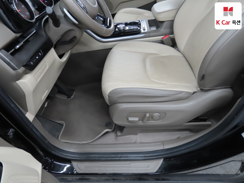 كيا - كارنفال - Image 18