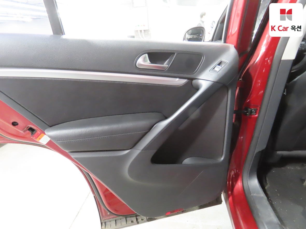 VOLKSWAGEN 티구안 2012 - 이미지 24