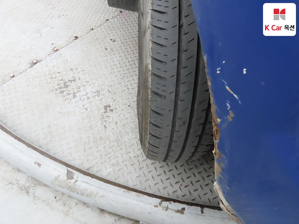 جنرال موتورز كوريا شاحنة 2009 - صورة 30