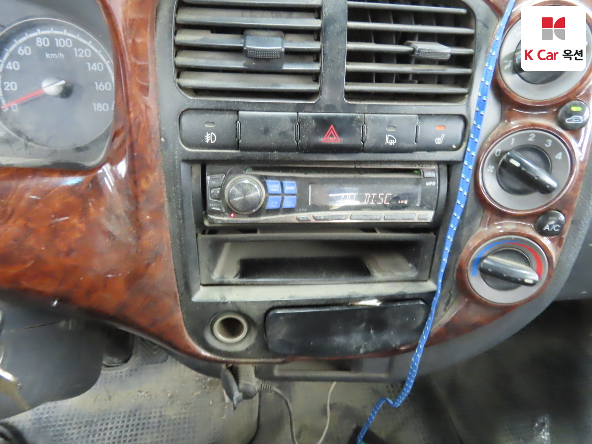 جنرال موتورز كوريا شاحنة 2009 - صورة 15