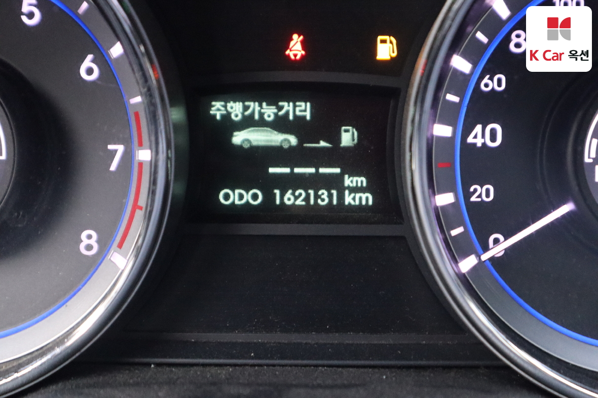 Hyundai Sonata 2011 - Image 4
