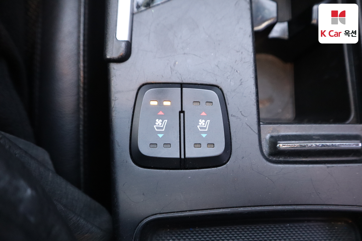 Hyundai Sonata 2011 - Image 18