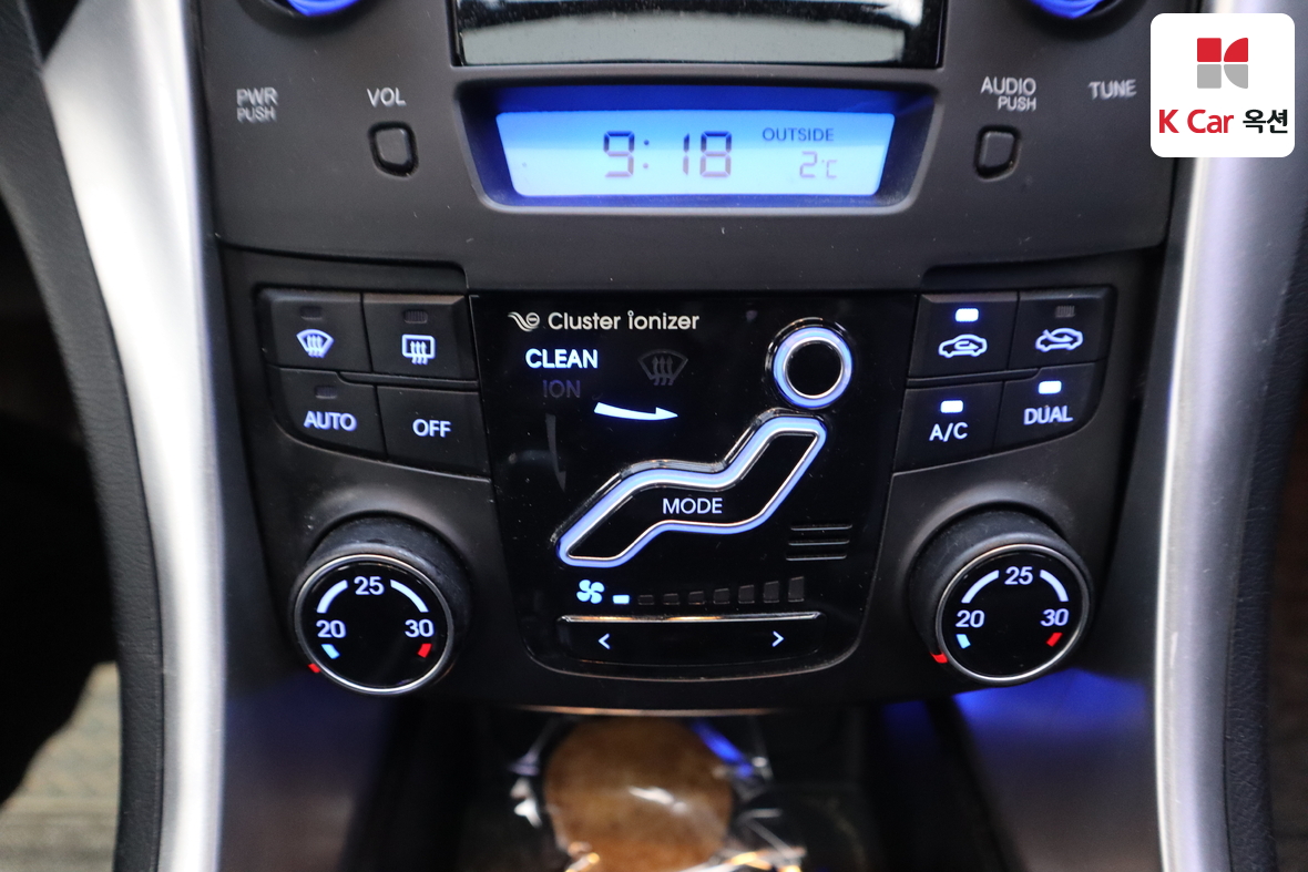 Hyundai Sonata 2011 - Image 16