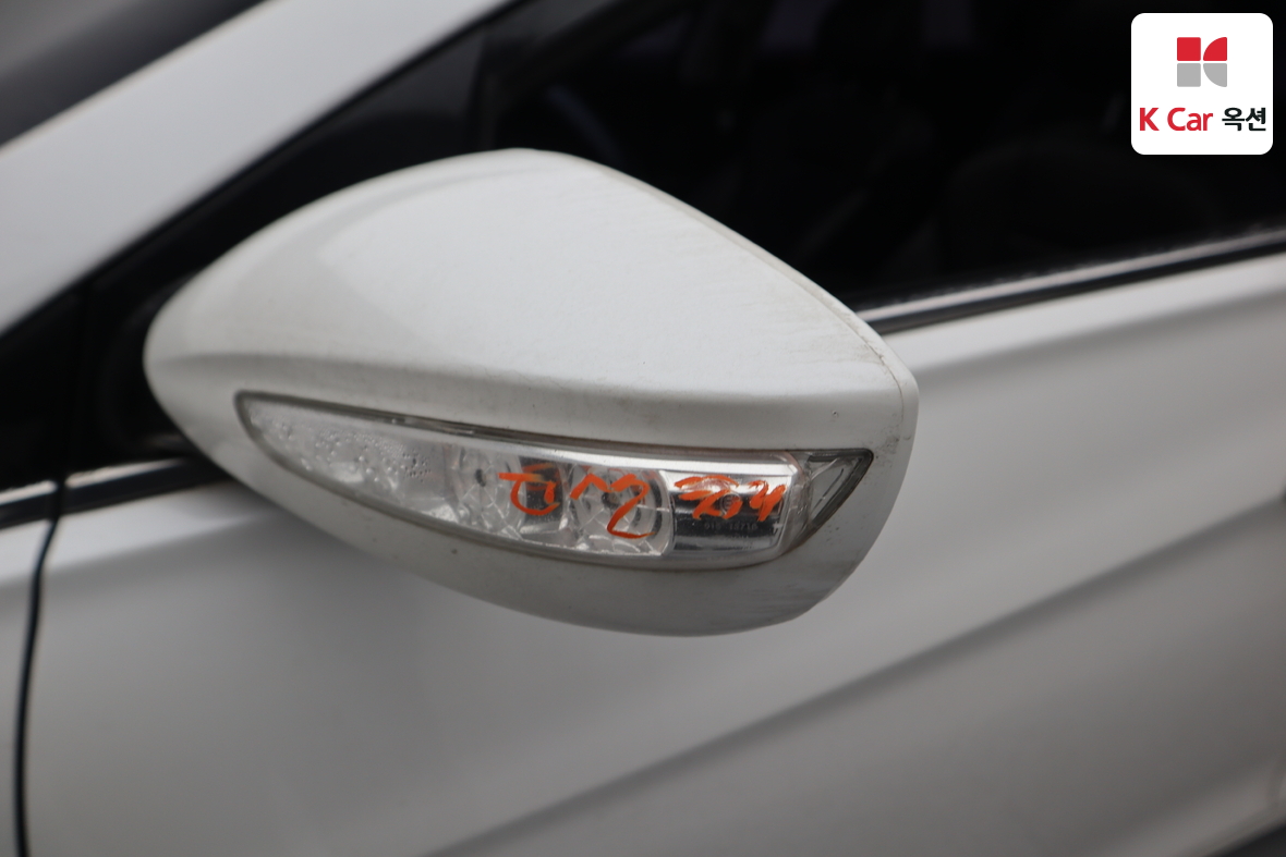 Hyundai Sonata 2011 - Image 42