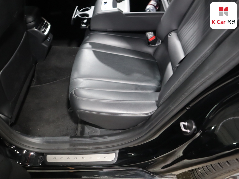 هيونداي - أزيرا - Image 24