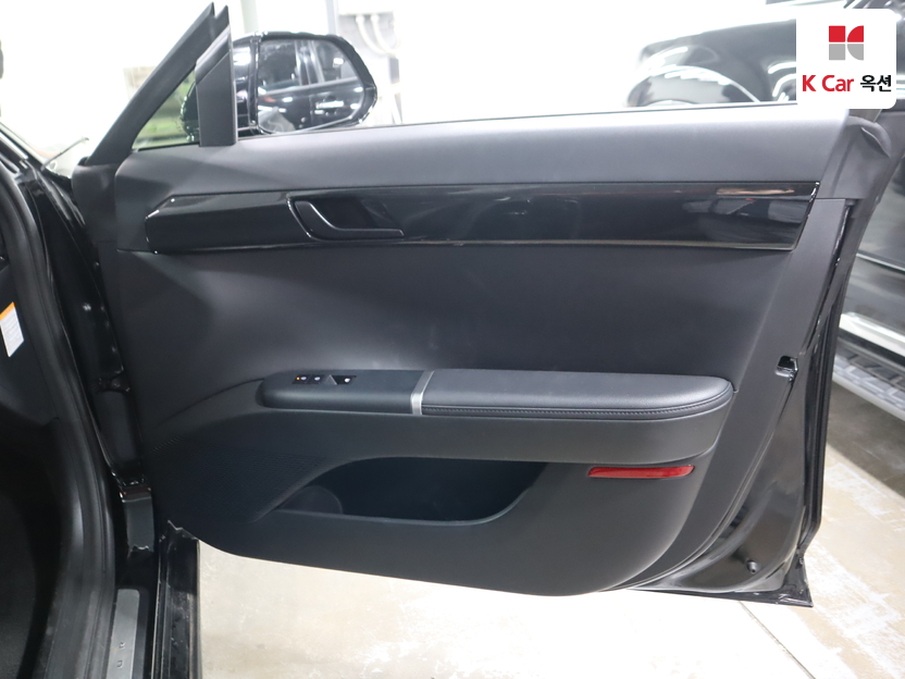 هيونداي - أزيرا - Image 31