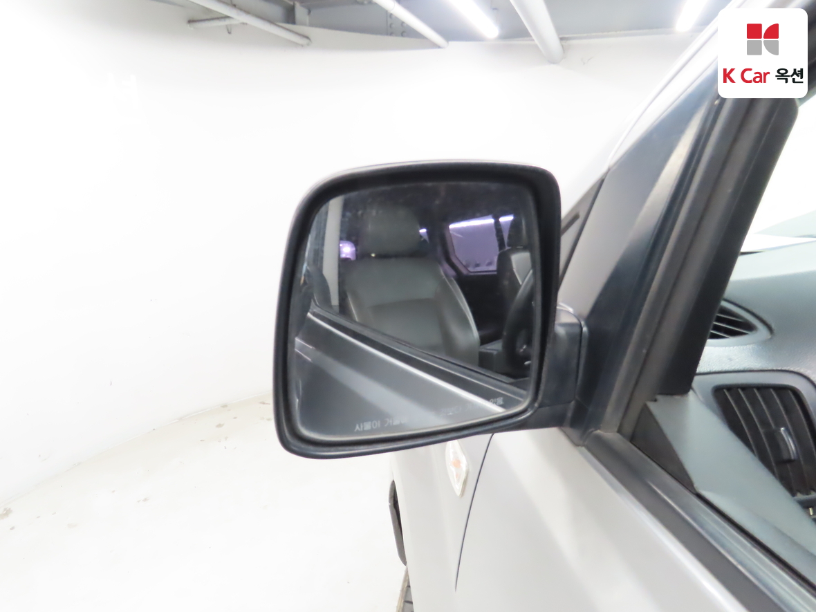 Hyundai Grand Starex 2016 - Image 21