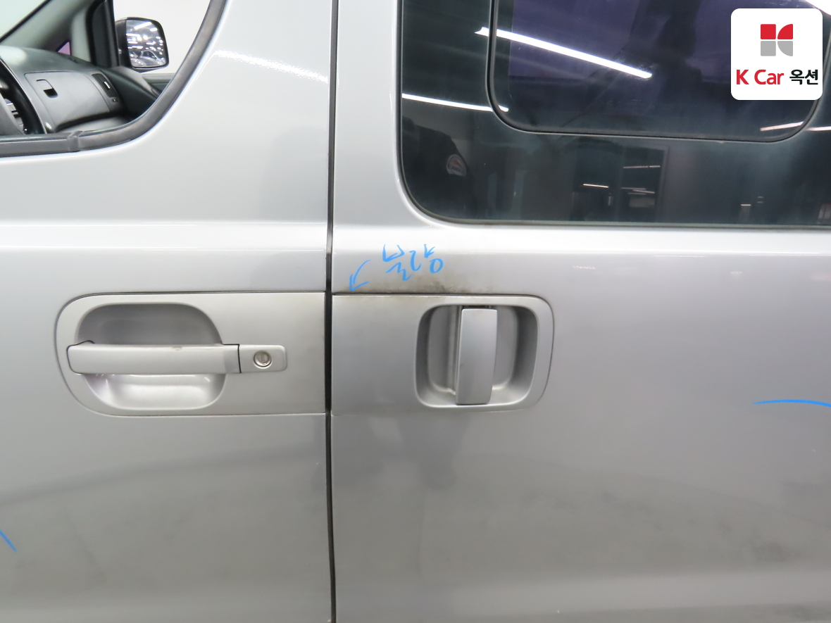 Hyundai Grand Starex 2016 - Image 49