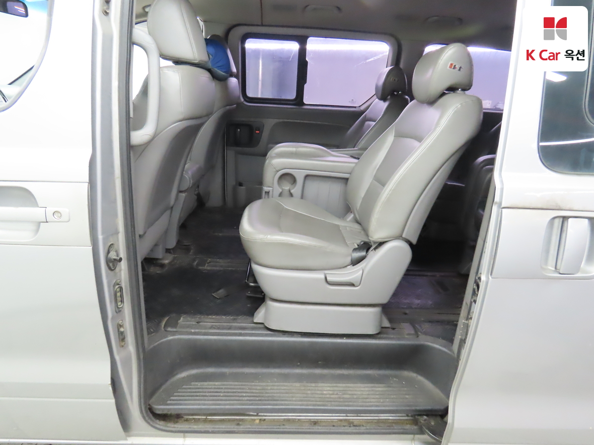 Hyundai Grand Starex 2016 - Image 23