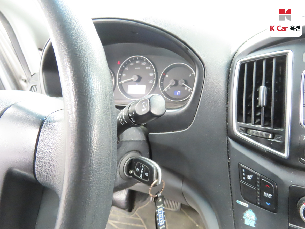 Hyundai Grand Starex 2016 - Image 11