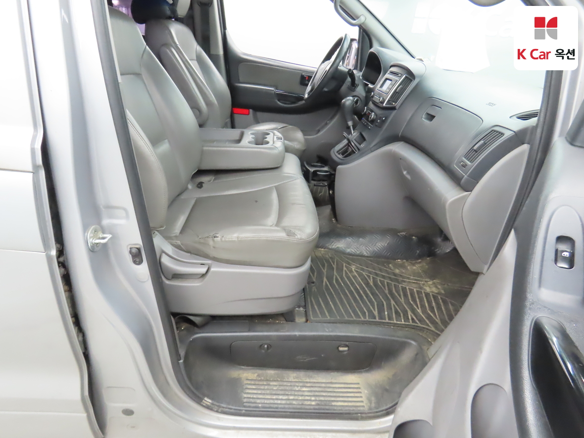 Hyundai Grand Starex 2016 - Image 29