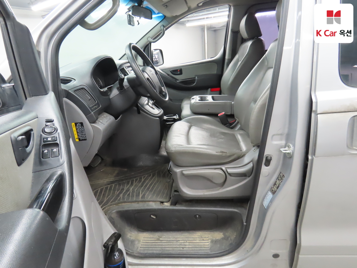 Hyundai Grand Starex 2016 - Image 17