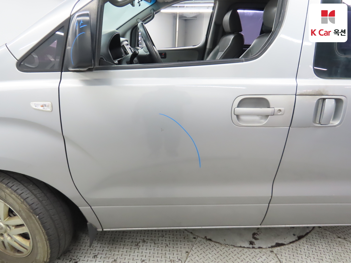 Hyundai Grand Starex 2016 - Image 38