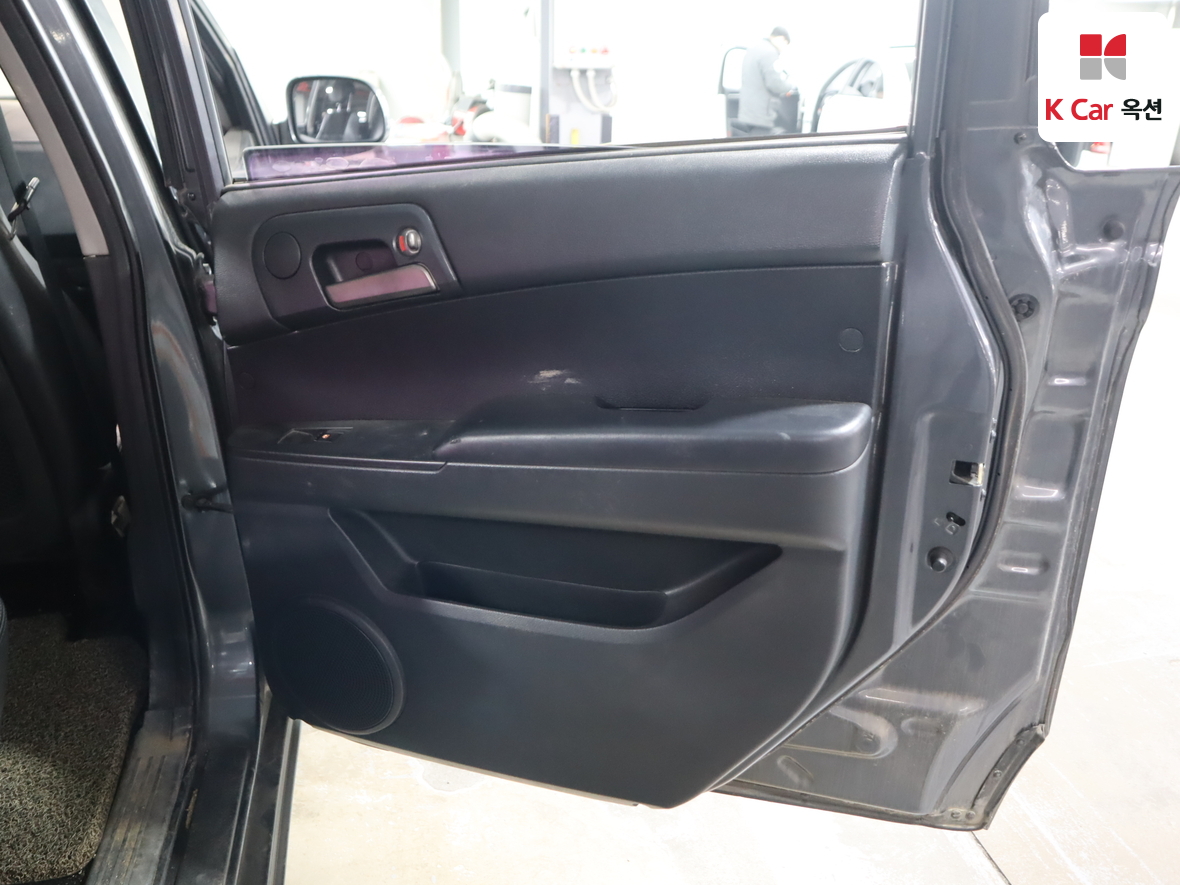 سانج يونج كوراندو سبورت 2013 - صورة 30