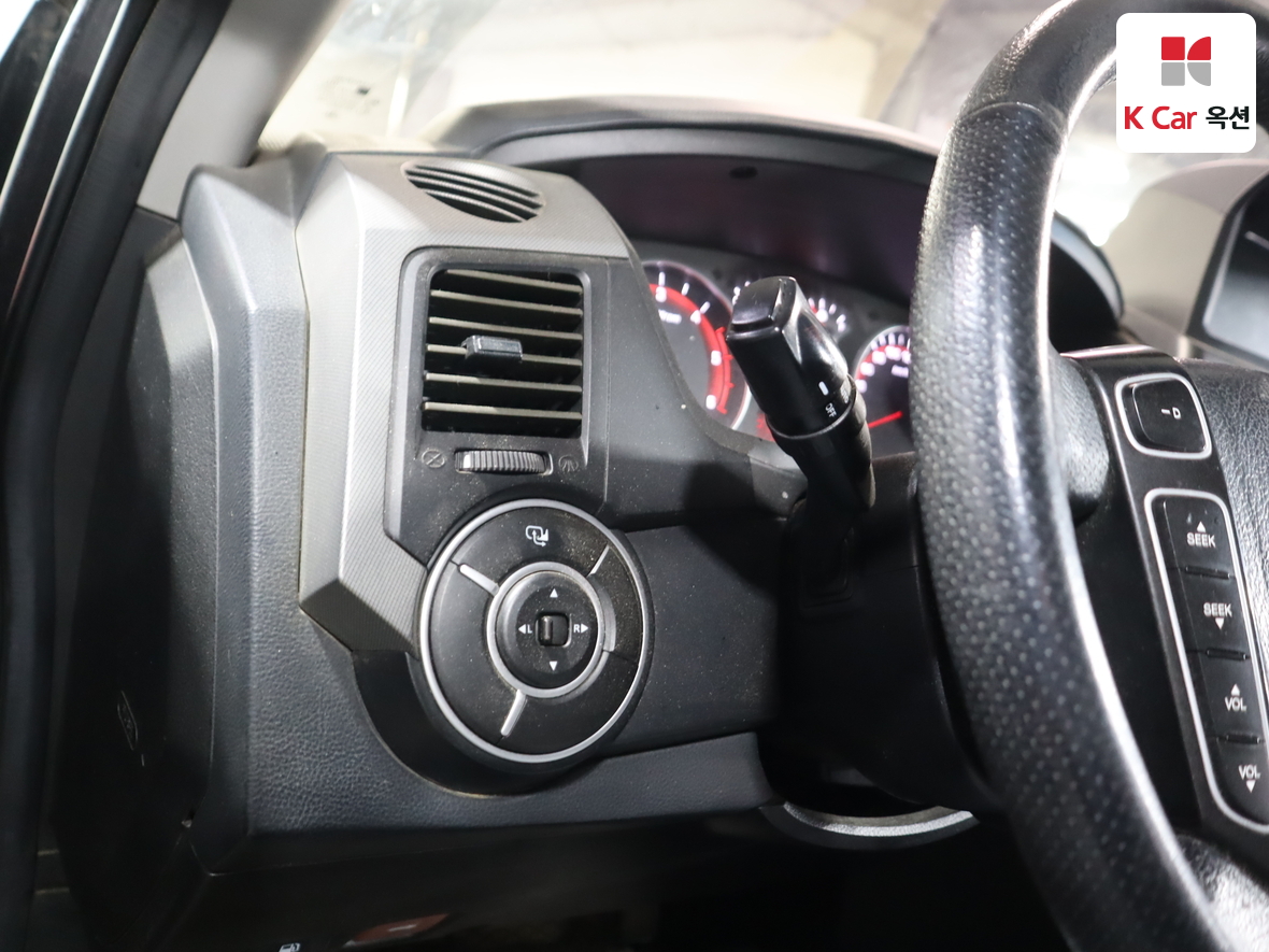 سانج يونج كوراندو سبورت 2013 - صورة 9