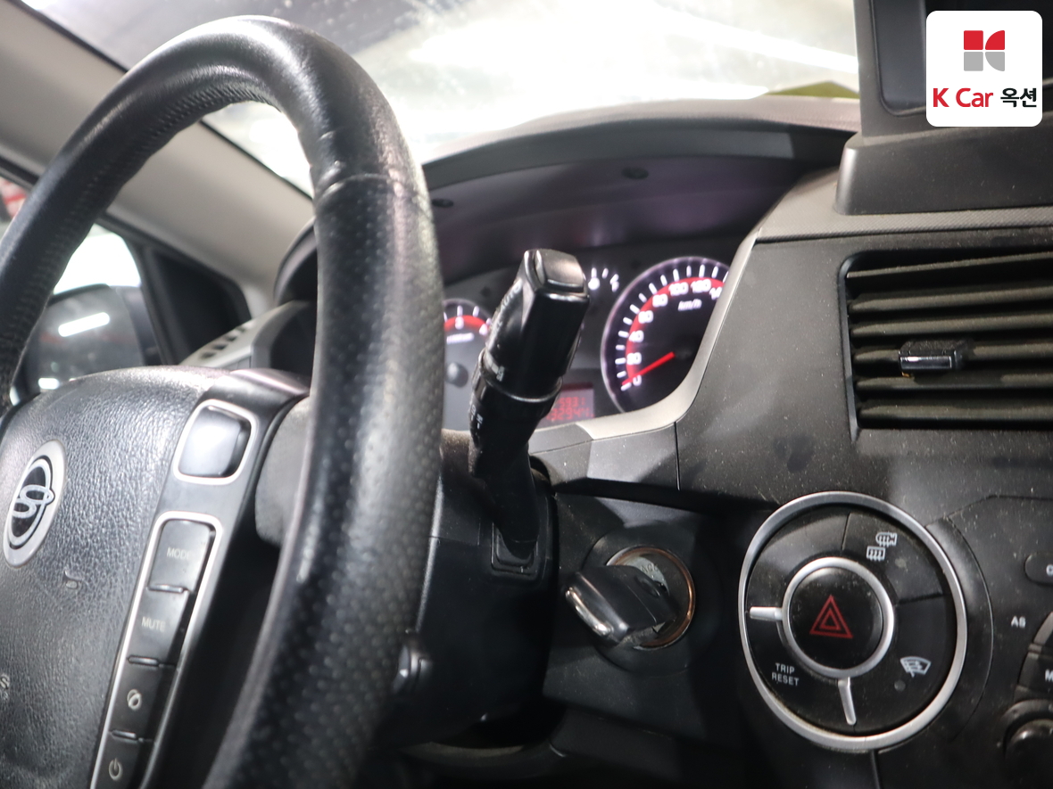 سانج يونج كوراندو سبورت 2013 - صورة 11