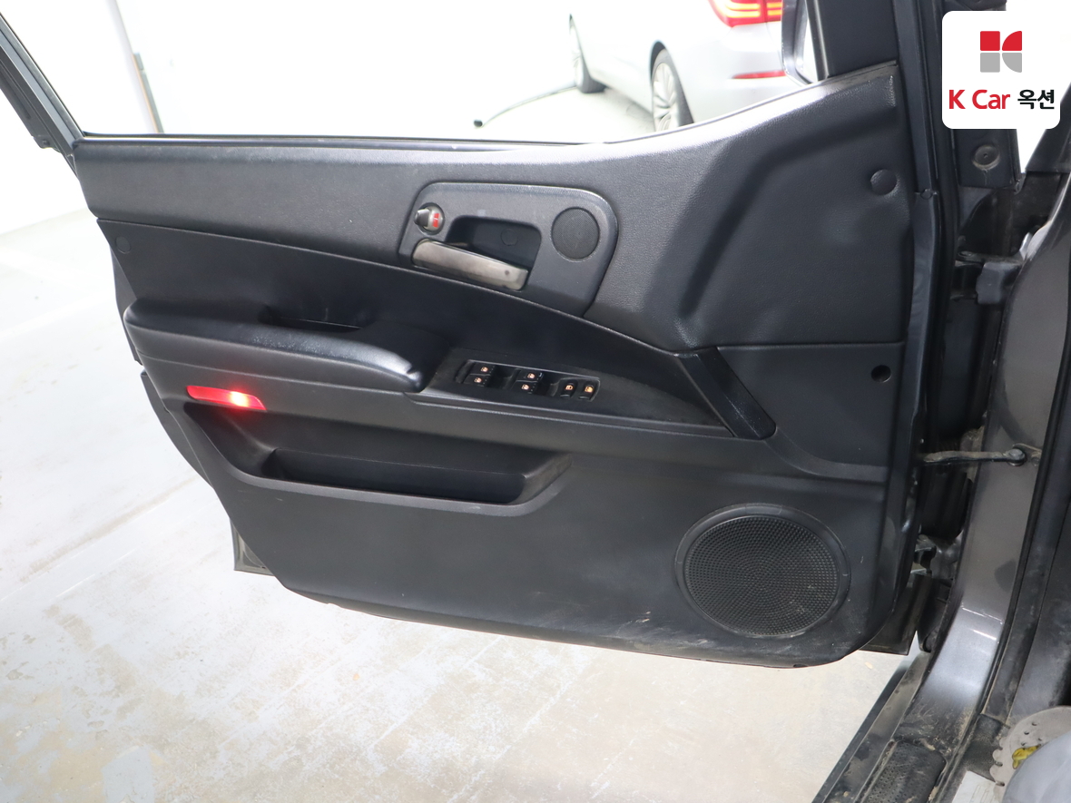 سانج يونج كوراندو سبورت 2013 - صورة 8