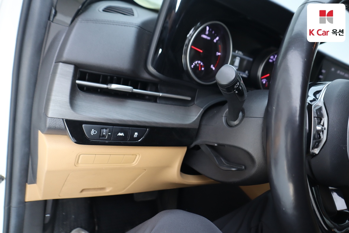 Kia Carnival 2021 - Image 9