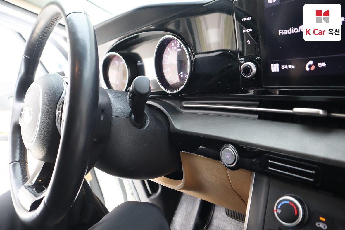 Kia Carnival 2021 - Image 11