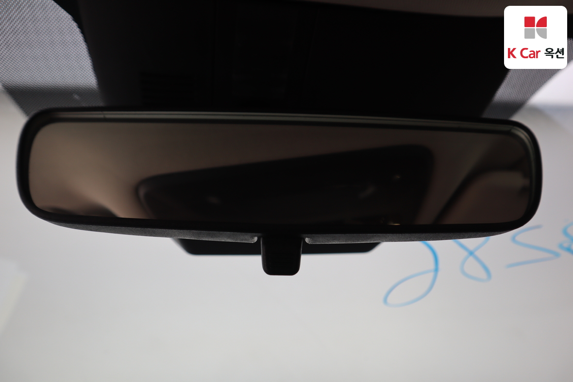 Kia Carnival 2021 - Image 12