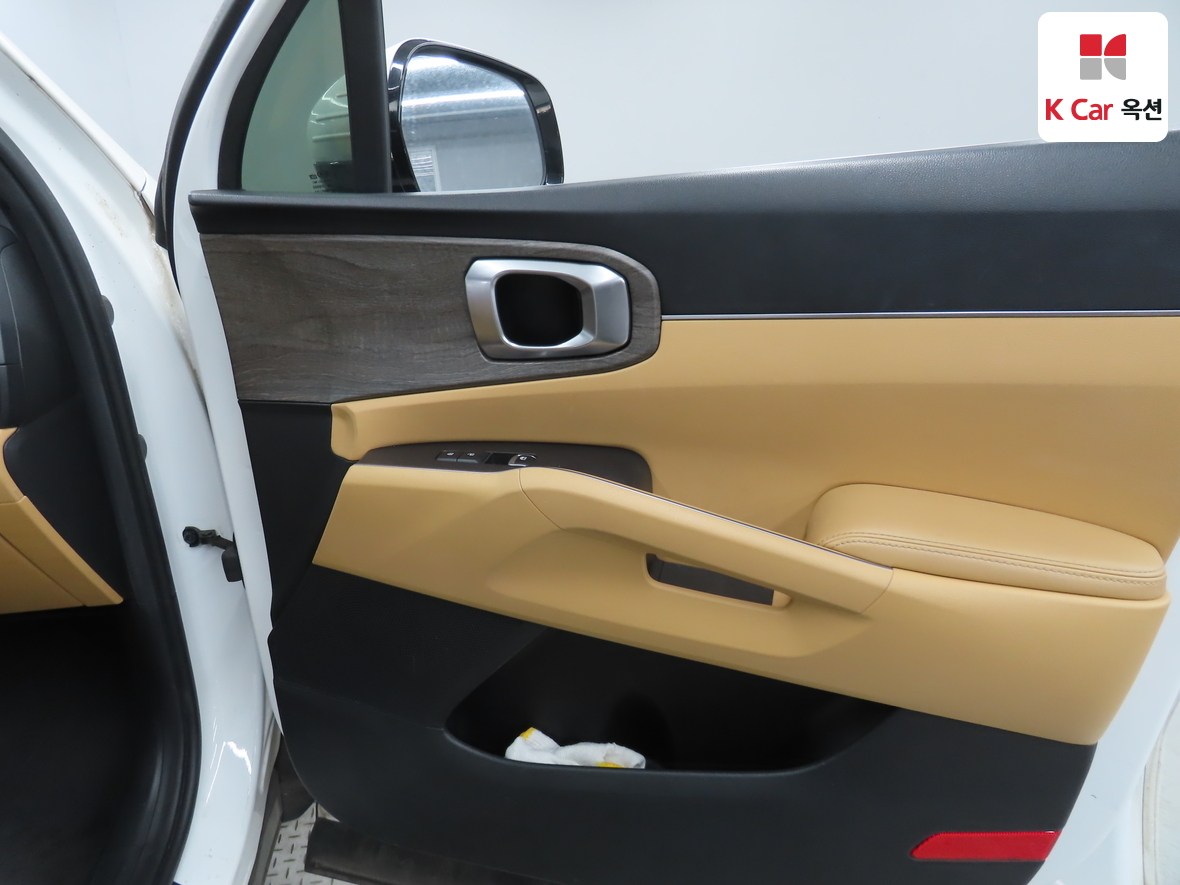 Kia Sorento 2021 - Image 30