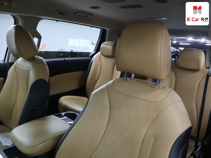 كيا - كارنفال - Image 20