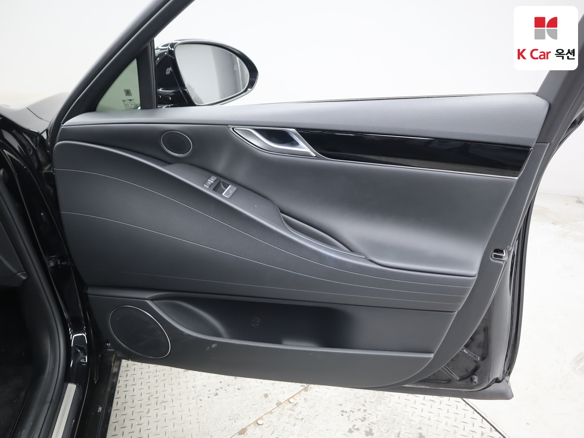 Genesis G80 2024 - Image 31