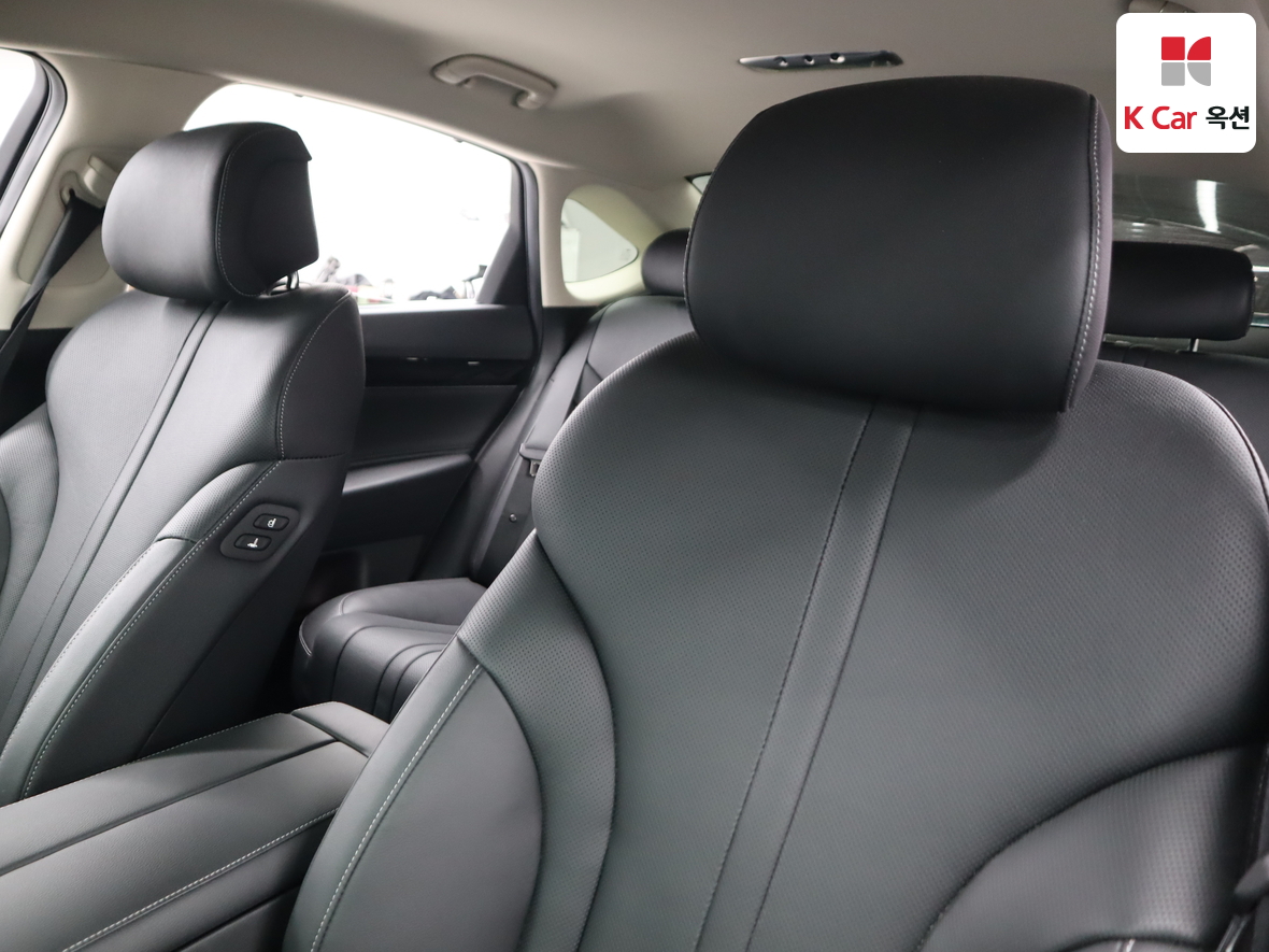 Genesis G80 2024 - Image 19