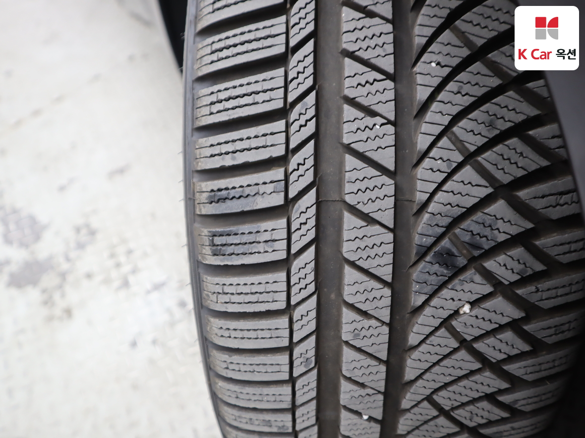 Genesis G80 2024 - Image 34