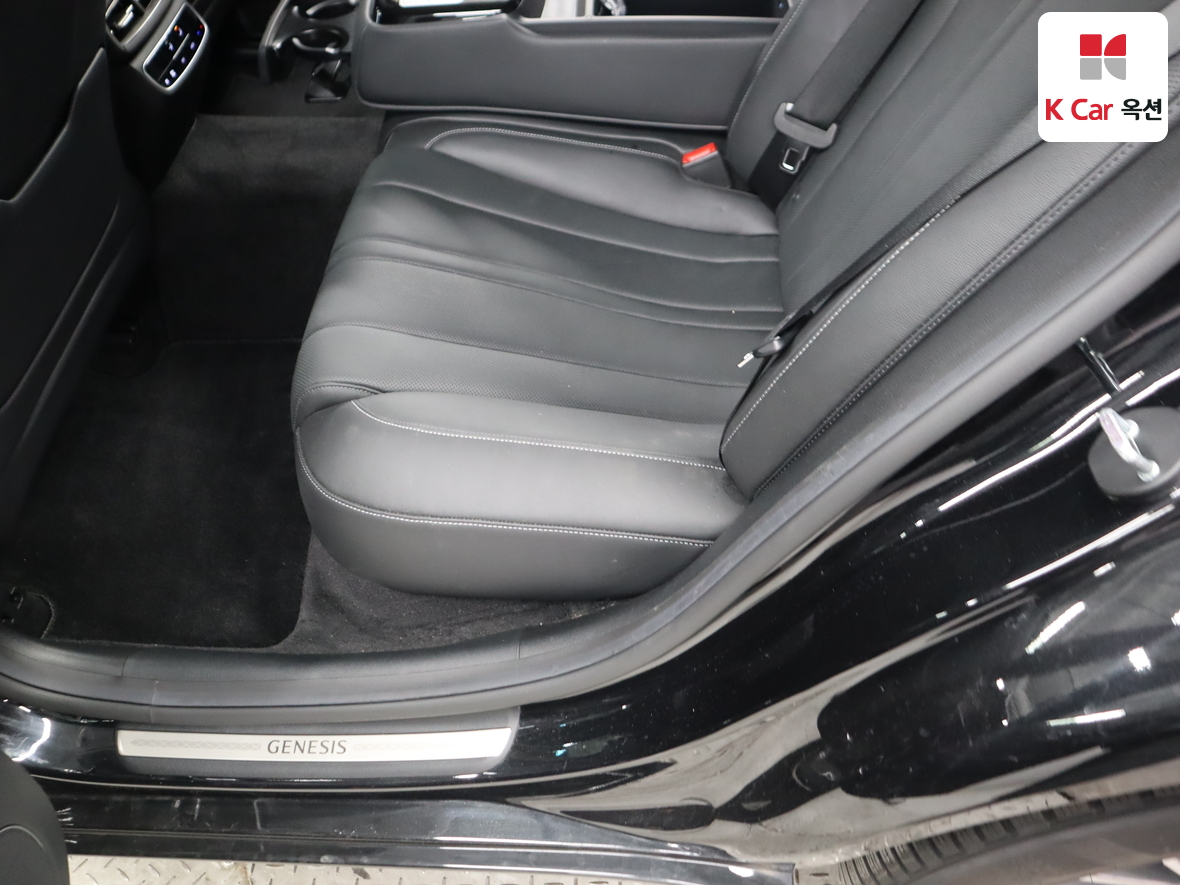 Genesis G80 2024 - Image 23