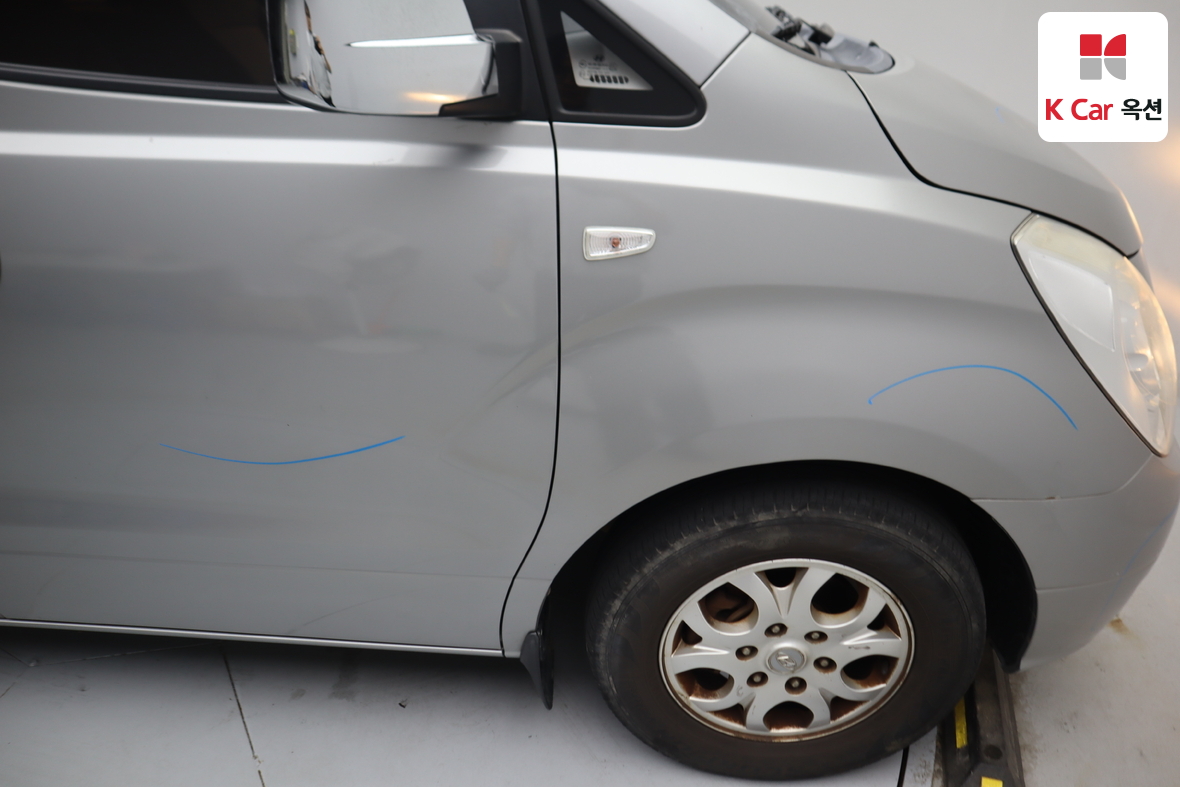 Hyundai Grand Starex 2011 - Image 40