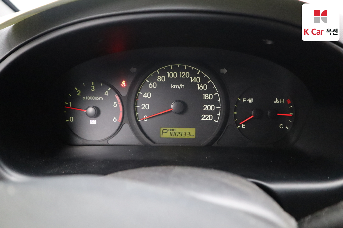 Hyundai Grand Starex 2011 - Image 5